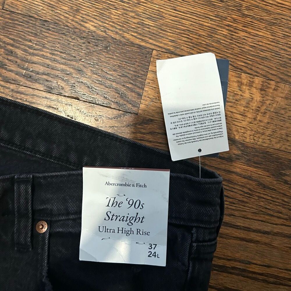 New Abercrombie and Fitch Jeans 37 Long - Picture 2 of 6
